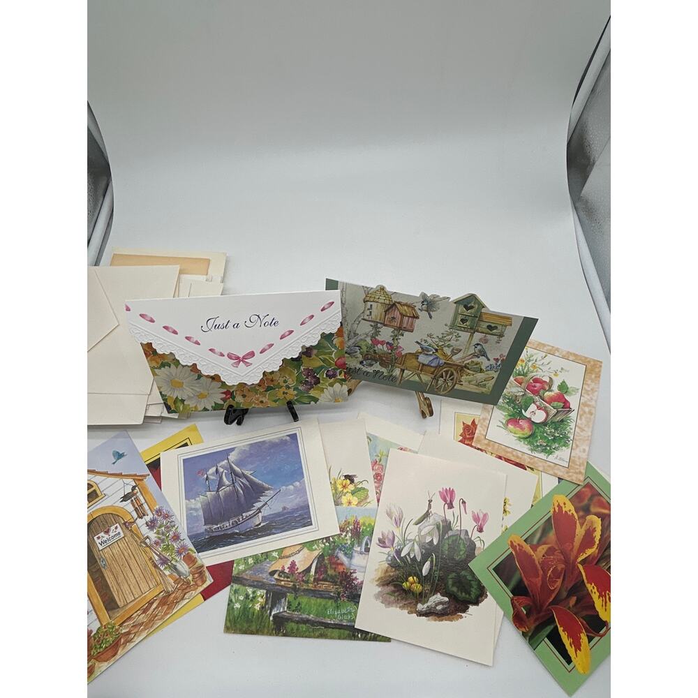 Lot of 14 Unused Blank Note Cards Made in USA Floral Garden Mixed Art Greeting